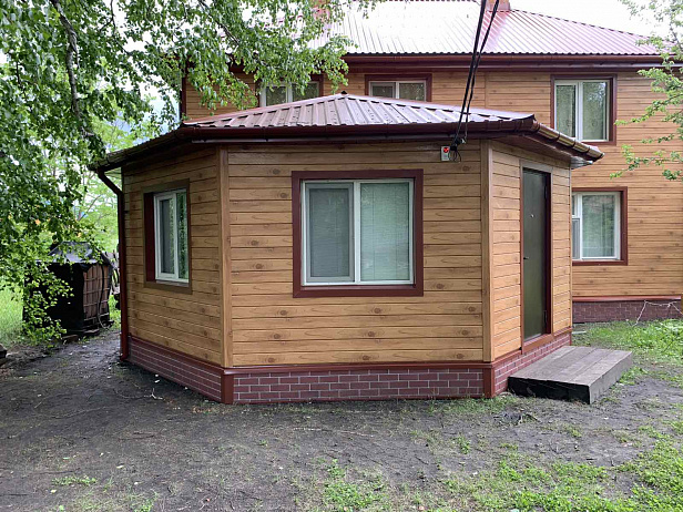 Дом и надворные постройки в едином стиле