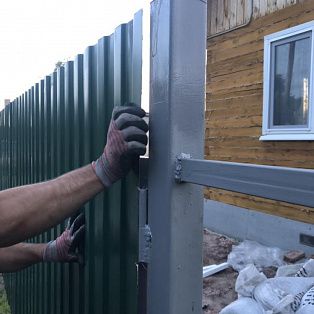 Новый забор на даче
