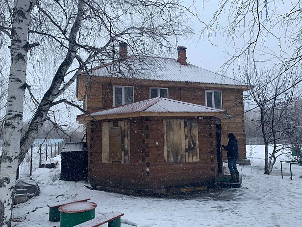 Дом и надворные постройки в едином стиле